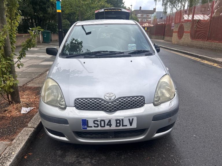 TOYOTA YARIS 1.0 litre 