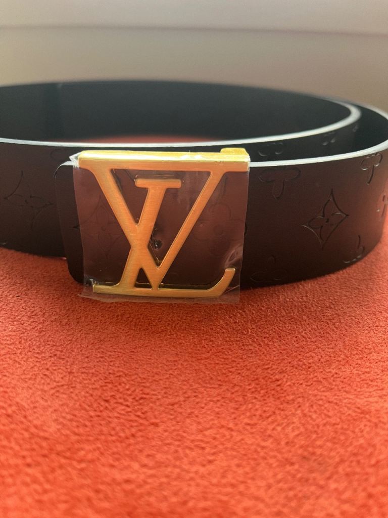 Louis Vuitton Black Leather Belt with Gold Buckle – New