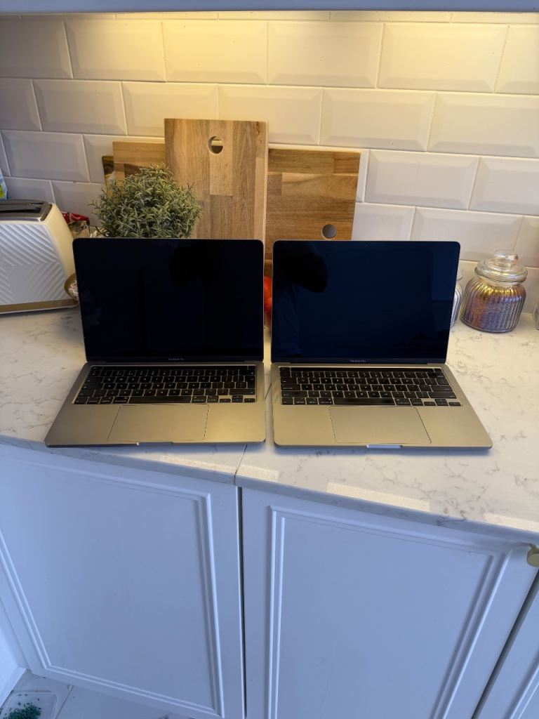 MacBook Pro 2020 - i7 - 32gb RAM - 512gb SSD - Space Grey - Touch Bar