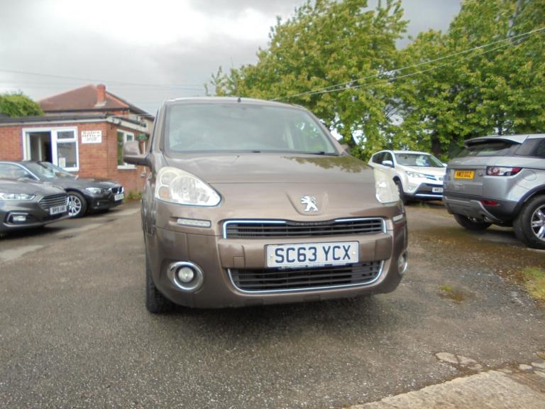 2014 Peugeot Partner Tepee 1.6 HDi 92 S 5dr MPV Diesel Manual