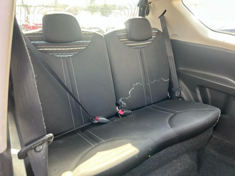 2013 Citroen C1 1.0i VTR Euro 5 3dr HATCHBACK Petrol Manual