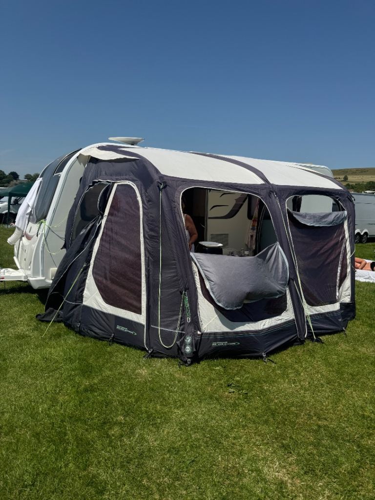 Caravan air awning 
