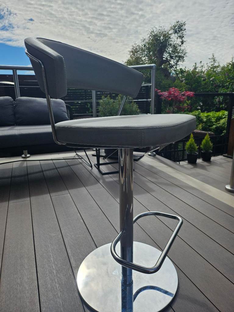 Italian design bar stool
