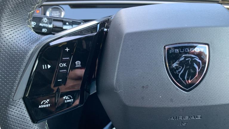 2025 Peugeot 3008 1.2 HYBRID GT SUV 5dr Petrol Hybrid e-DSC6 Euro 6 (s/s) (136 ps) SUV Hybrid Aut...