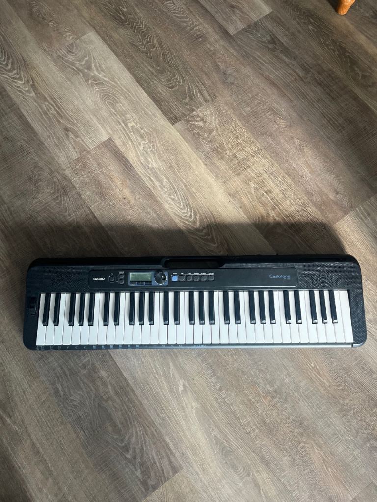 Casio Keyboard 