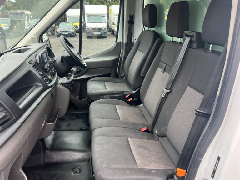 2021 Ford Transit 350 LEADER LUTON ECOBLUE Luton Van Diesel Manual