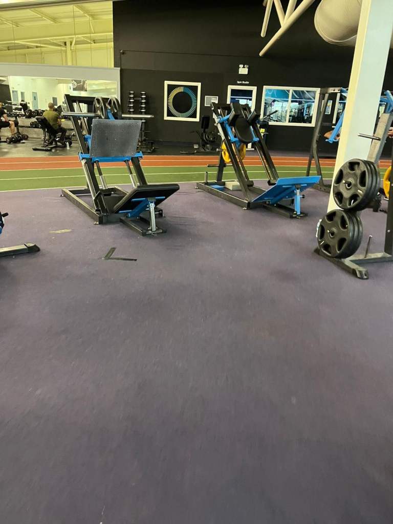 Pulse Fitness Commercial Strength Equipment – Squat Rack, 45° Leg Press & Hack Squat  Price: £2999