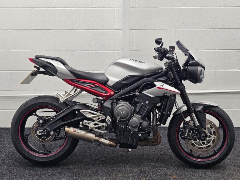 TRIUMPH STREET TRIPLE 765 R ** SCORPION EXHAUST - READY TO GO! - FEB 27 MOT **