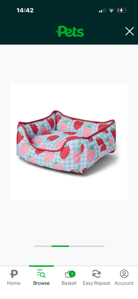 Cute Strawberry Pattern Pet Bed – rabbit/guinea pig