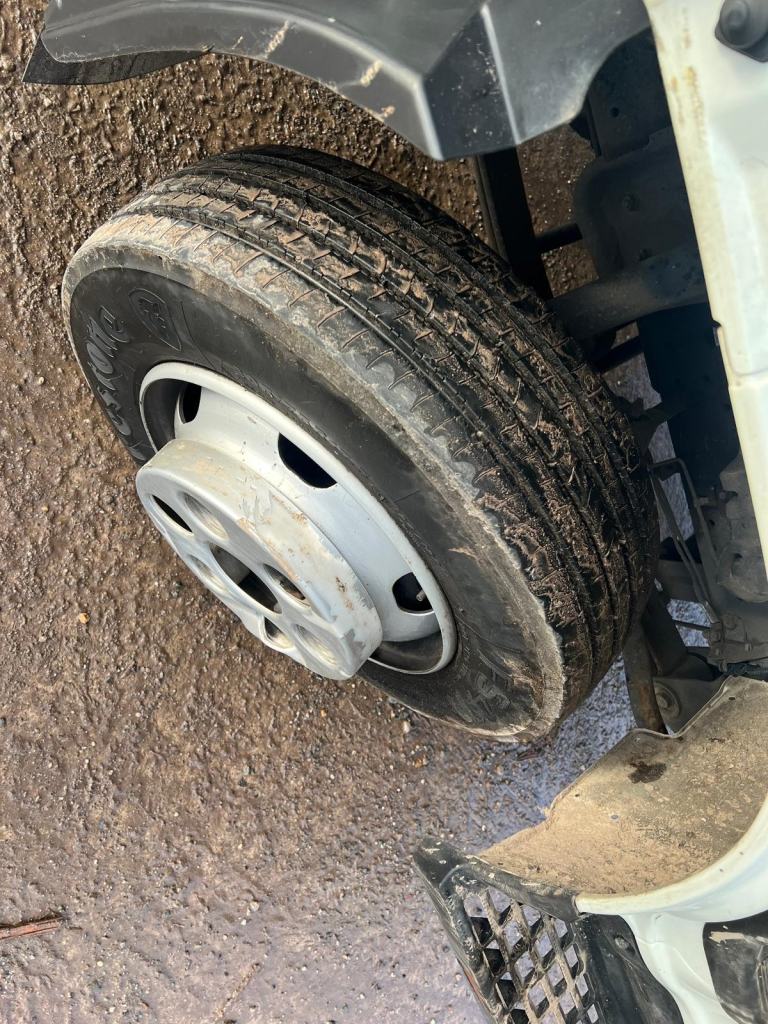 2022 Mitsubishi Canter 70C18 20FT FLAT , ONLY 66,972 MILES 