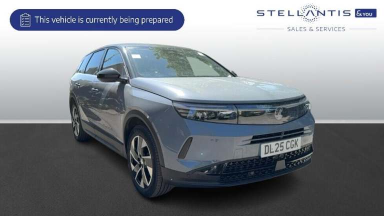 2025 Vauxhall Grandland 1.2 Ultimate SUV 5dr Petrol Hybrid e-DCT Euro 6 (s/s) (136 ps) SUV Hybrid...