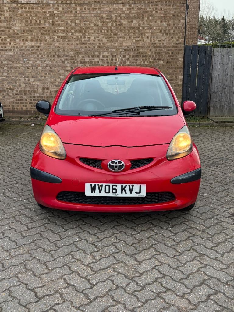 Toyota, AYGO, Hatchback, 2006, Manual, 998 (cc), 5 doors