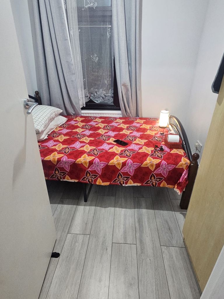 (Not a studio)Single room including bills for single occupancy Postcode E6 3LG