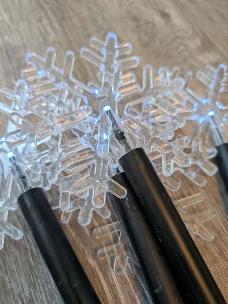 Snowflake stake lights 