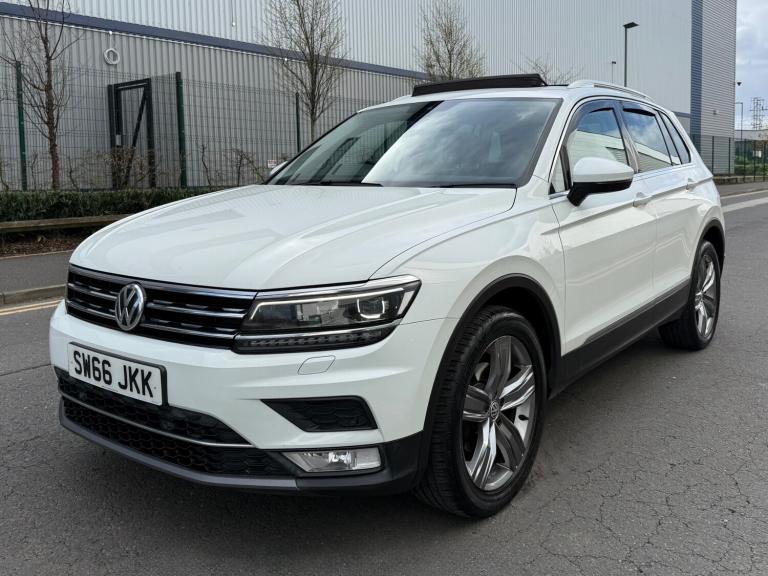 VOLKSWAGEN TIGUAN 2.0 TDI BLUEMOTION TECH SEL 4 MOTION WHITE 2017