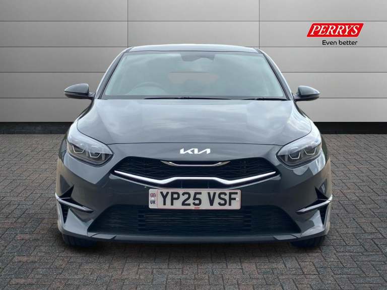 2025 Kia Ceed 1.5T GDi ISG 138 3 5dr Hatchback PETROL Manual