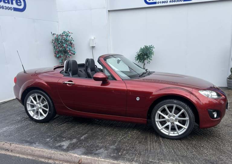 MAZDA MX-5 2.0 i Sport Tech 2011
