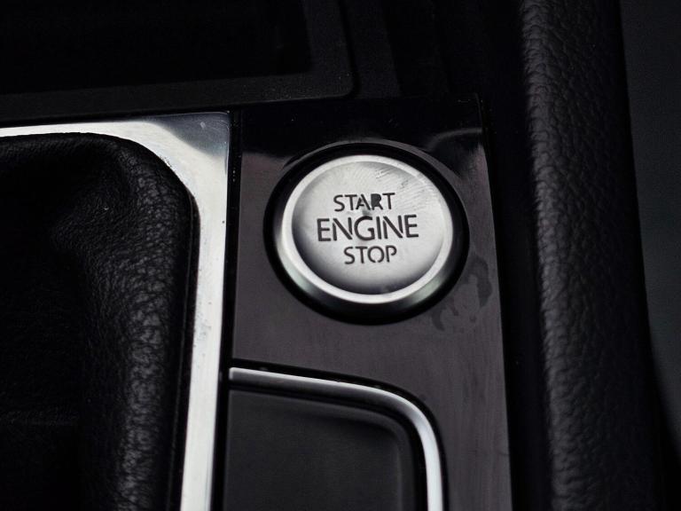 2015 Volkswagen Passat 2.0 TDI GT 5dr ESTATE DIESEL Manual