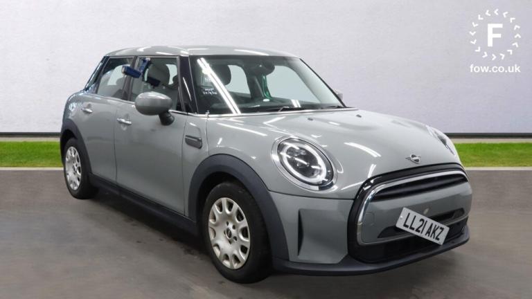 2021 MINI Hatch 1.5 One Classic 5dr [Nav Pack] Hatchback Manual