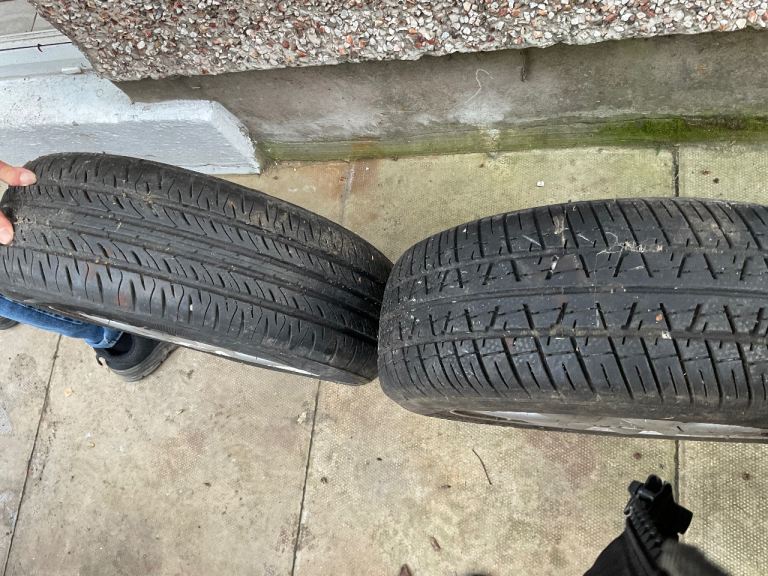 VW alloy wheels with tyres 