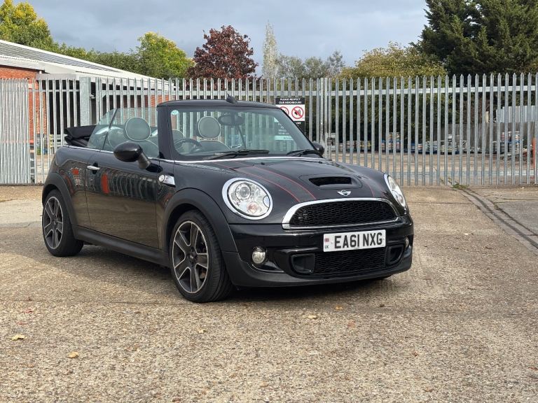 Mini, CONVERTIBLE, Convertible, 2011, Semi-Auto, 1598 (cc), 2 doors