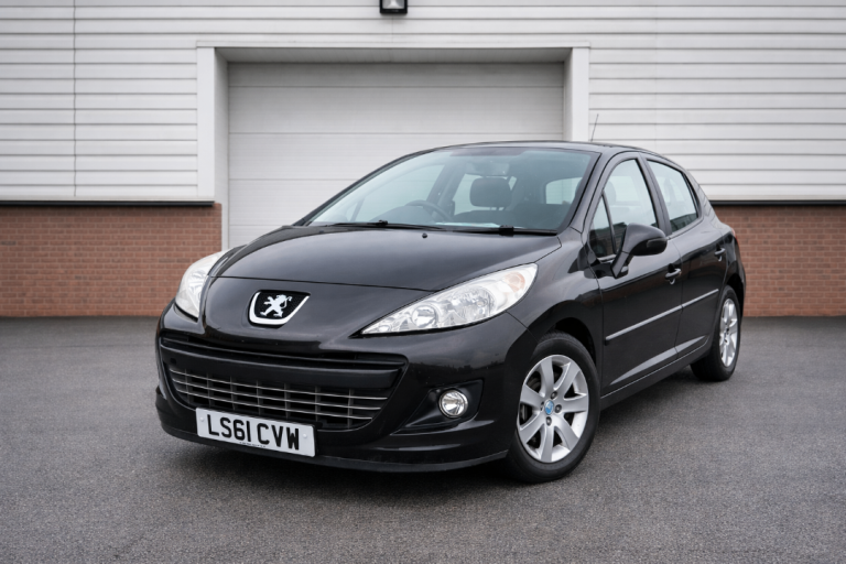 Peugeot, 207, Hatchback, 2011, Manual, 1360 (cc), 5 doors