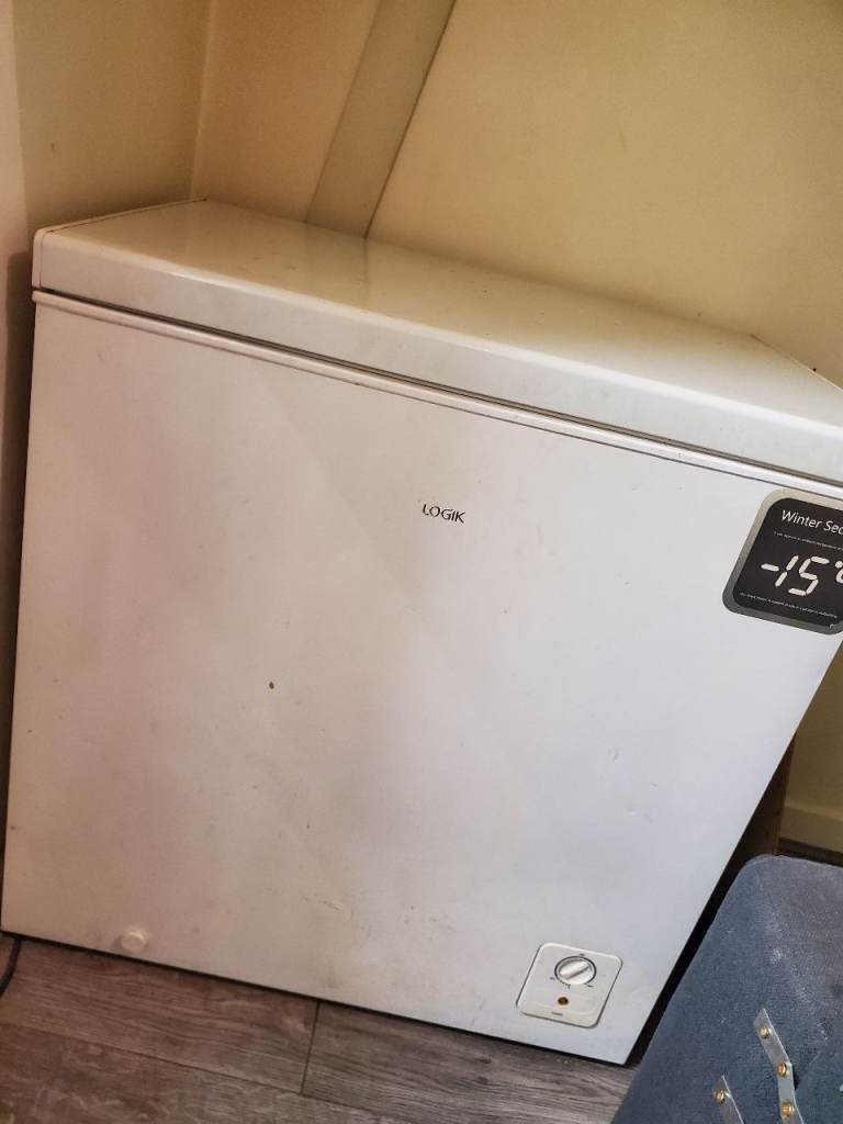 Logic chest freezer ( double ) excellent condition