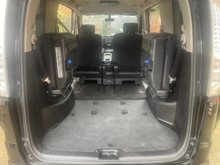 2013 Nissan Serena HIGHWAY STAR MPV Petrol Manual