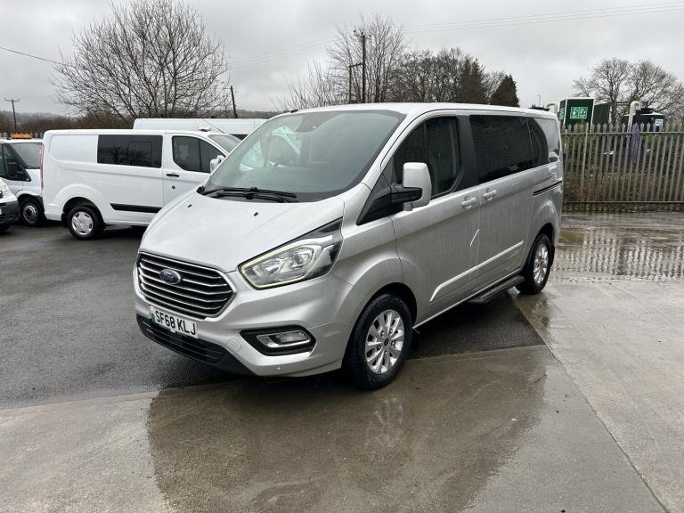 FORD TOURNEO CUSTOM 2.0 320 TDCI 130BHP Automatic Wheelchair Access 6 Seat Crew