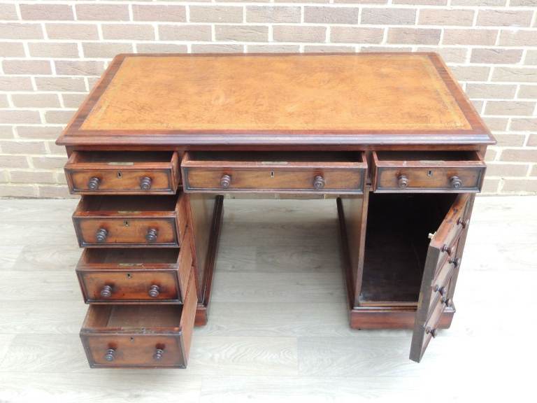 Antique Victorian Pedestal Desk (UK Delivery)