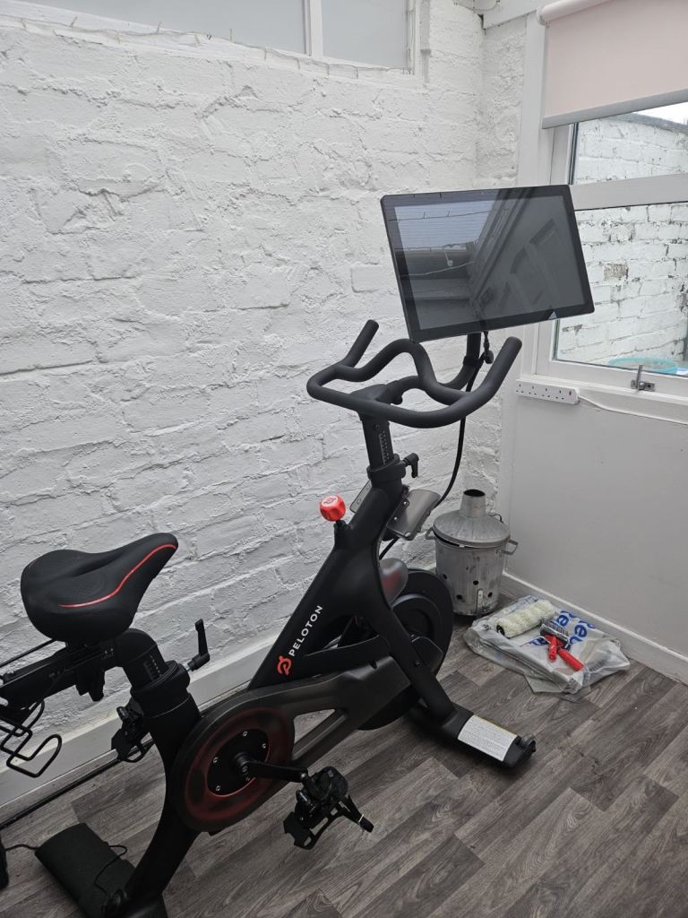 Peloton Exercise Bike (2025) - like new with Extras (FINAL REDUCTION)