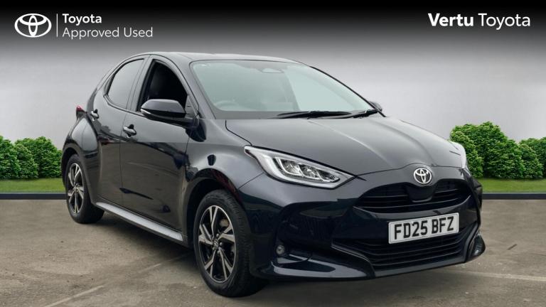 2025 Toyota Yaris 1.5 Hybrid Design 5dr CVT Hybrid Hatchback Hatchback Hybrid Automatic