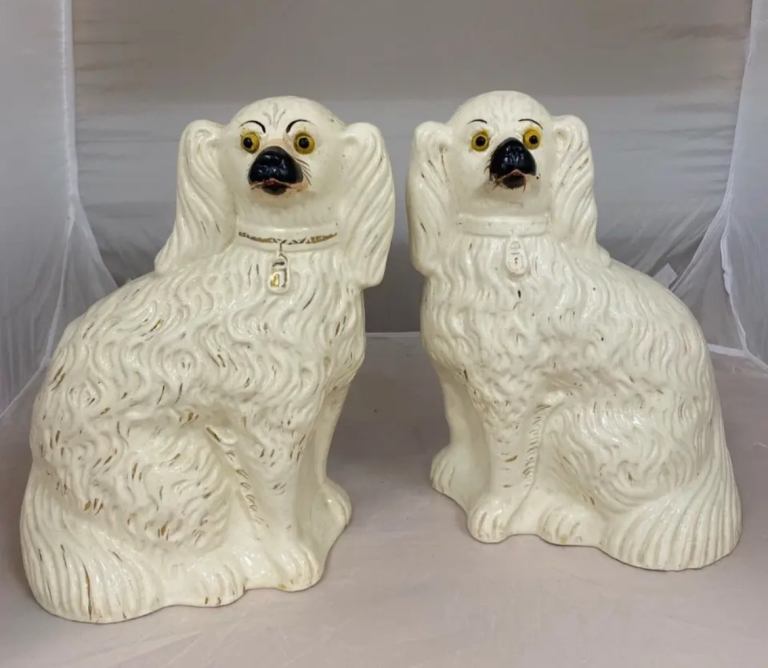 Hanley porcelain Mantle Dogs