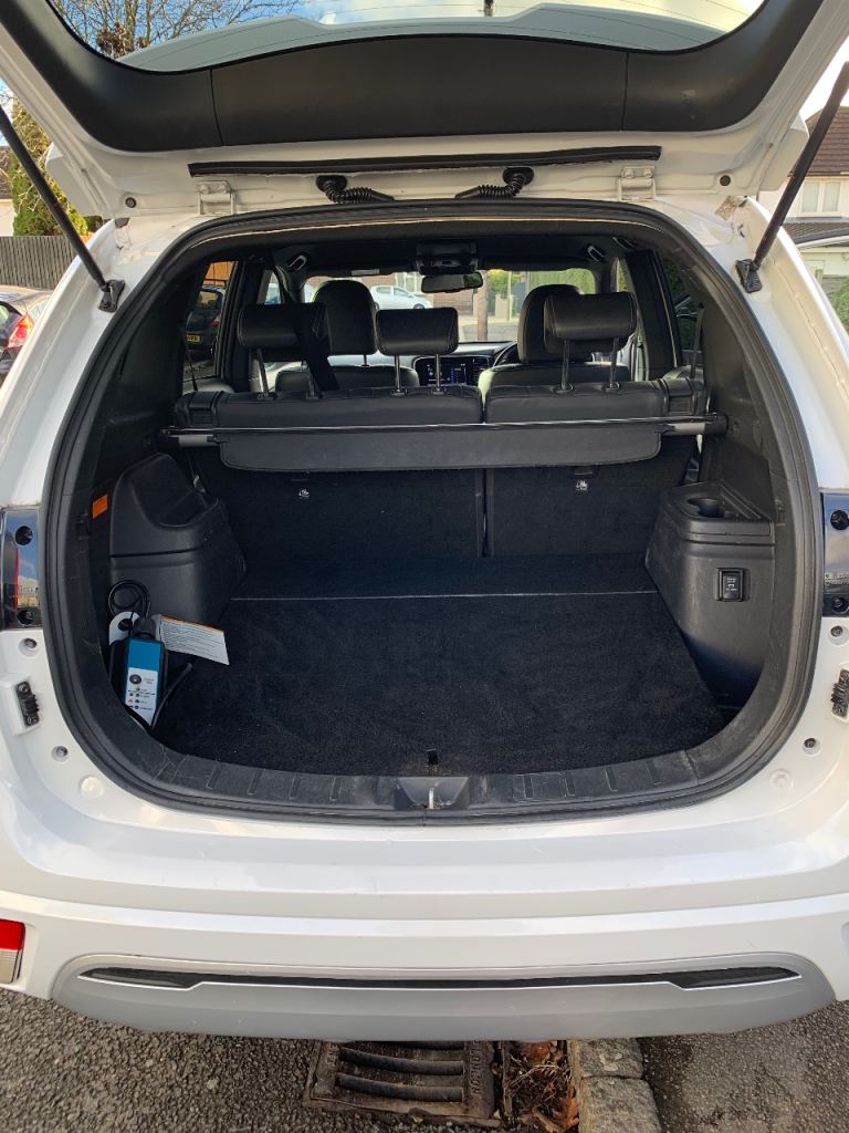 Mitsubishi, OUTLANDER, Estate, 2021, 2360 (cc) White