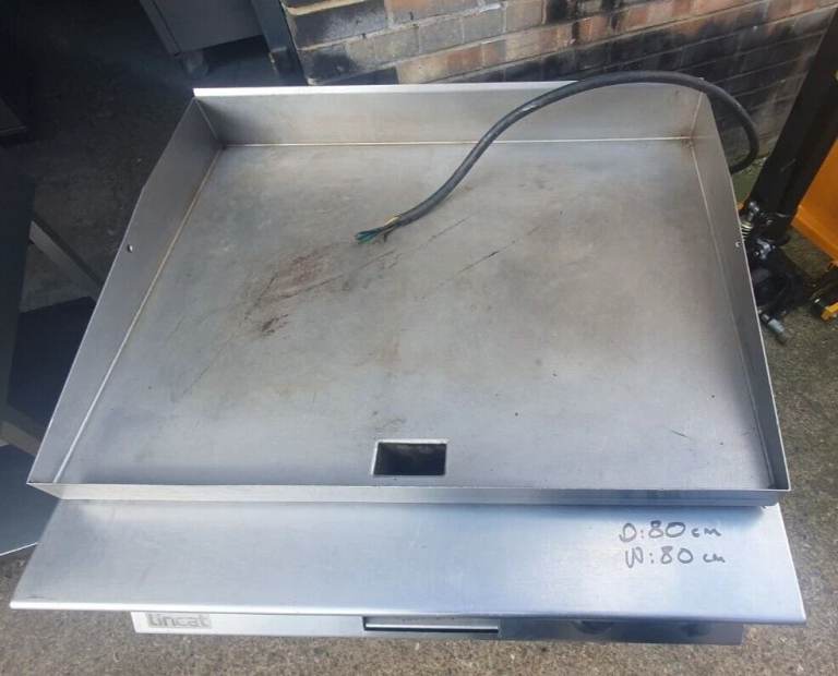 Lincat Countertop Electric Griddle 80cm 3 phase 20 amp 7.6kw 30/3/26