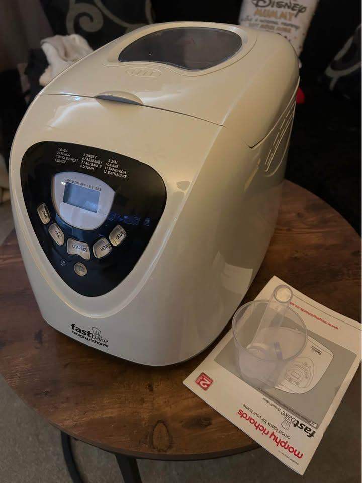 Morphy Richards Fastbake Breadmaker – Good As New Condition
