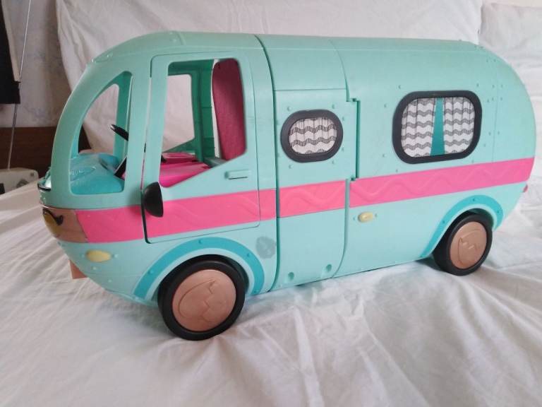 LOL toy Campervan