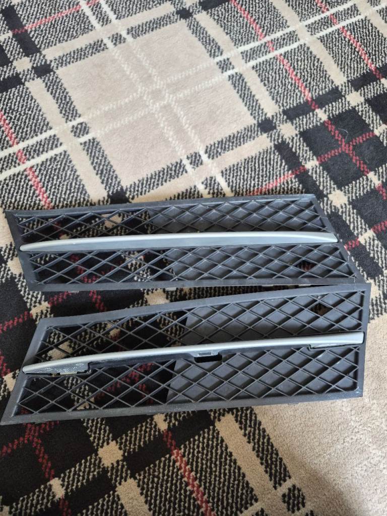 2013 BMW 520D Saloon lower front bumper grille trims