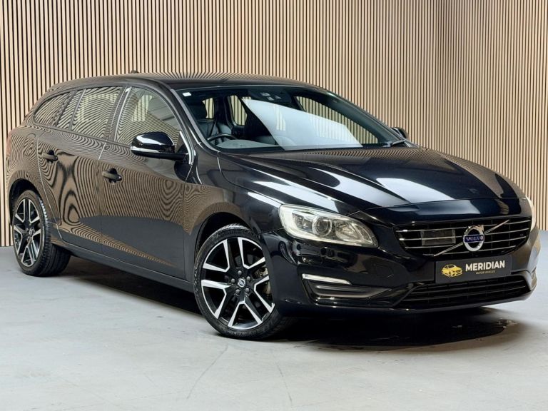 2017 Volvo V60 2.0 D4 R-Design Nav Estate 5dr Diesel Geartronic Euro 6 (s/s) (181 ps) Estate Dies...