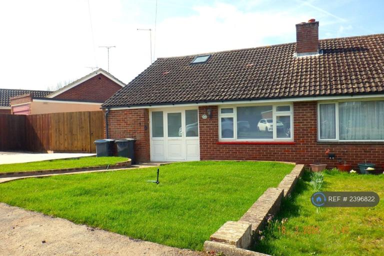 3 bedroom house in North Court Road, Canterbury, CT3 (3 bed) (#2396822)