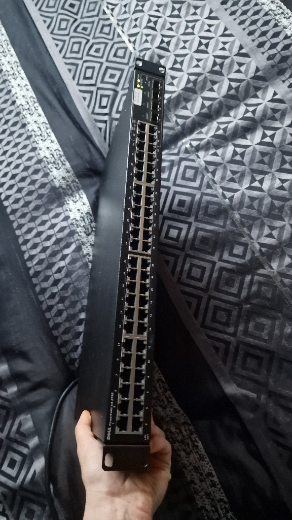 Dell PowerConnect 2748 48-Port 10/100/1000