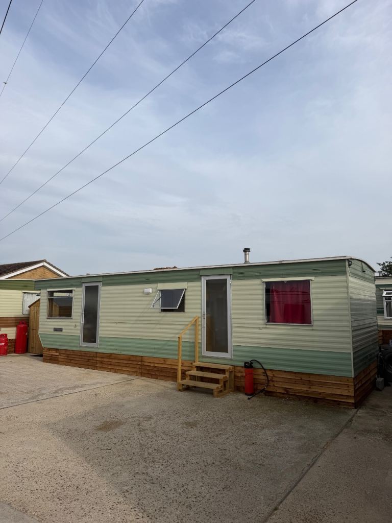 Two bedroom static Mobile home for rent