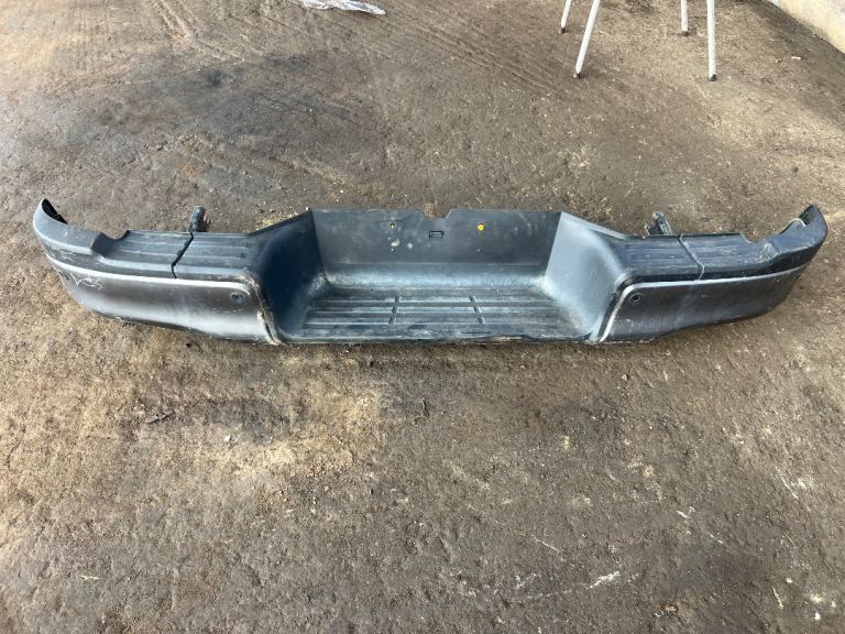 Toyota hilux mk7 bumper