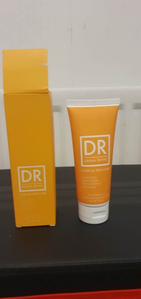 Dr derma revive sunscreen 100ml