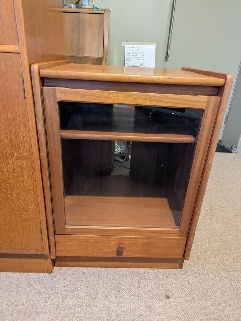 Nathan Teak Media Record HiFi Unit w glass door