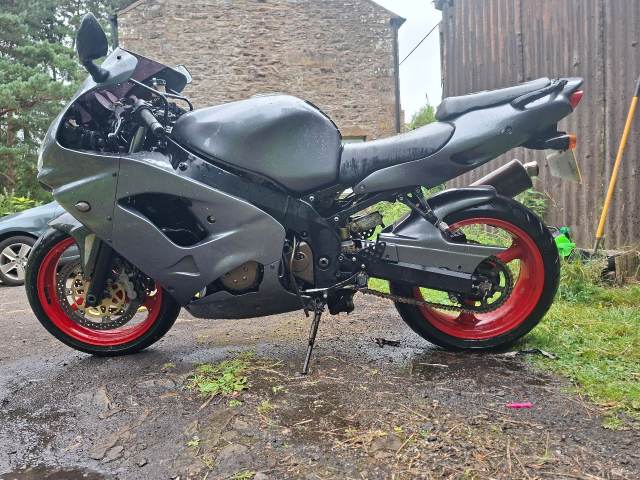 Kawasaki, Ninja ZX 9, 2001, 899 (cc) | in Hexham, Northumberland