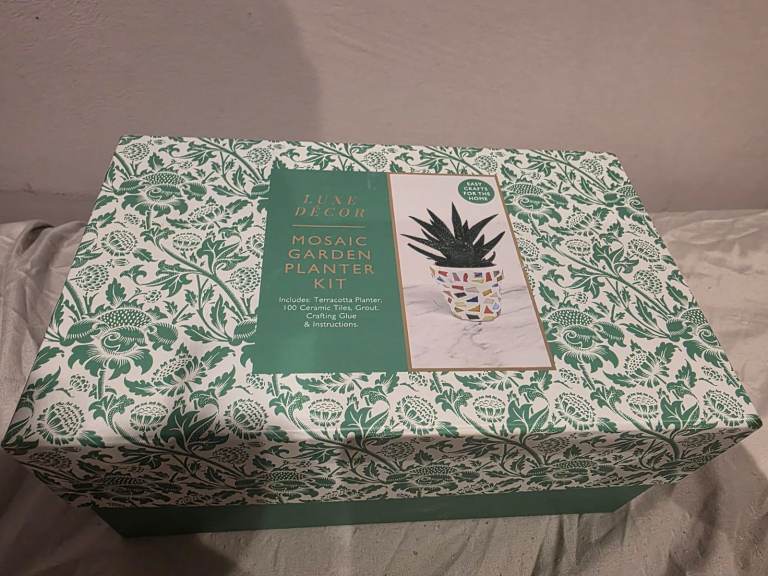 Luxe Decor Mosaic Garden Planter Kit – BRAND NEW