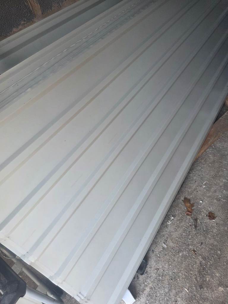 30x new metal roofing sheets 12ft long 