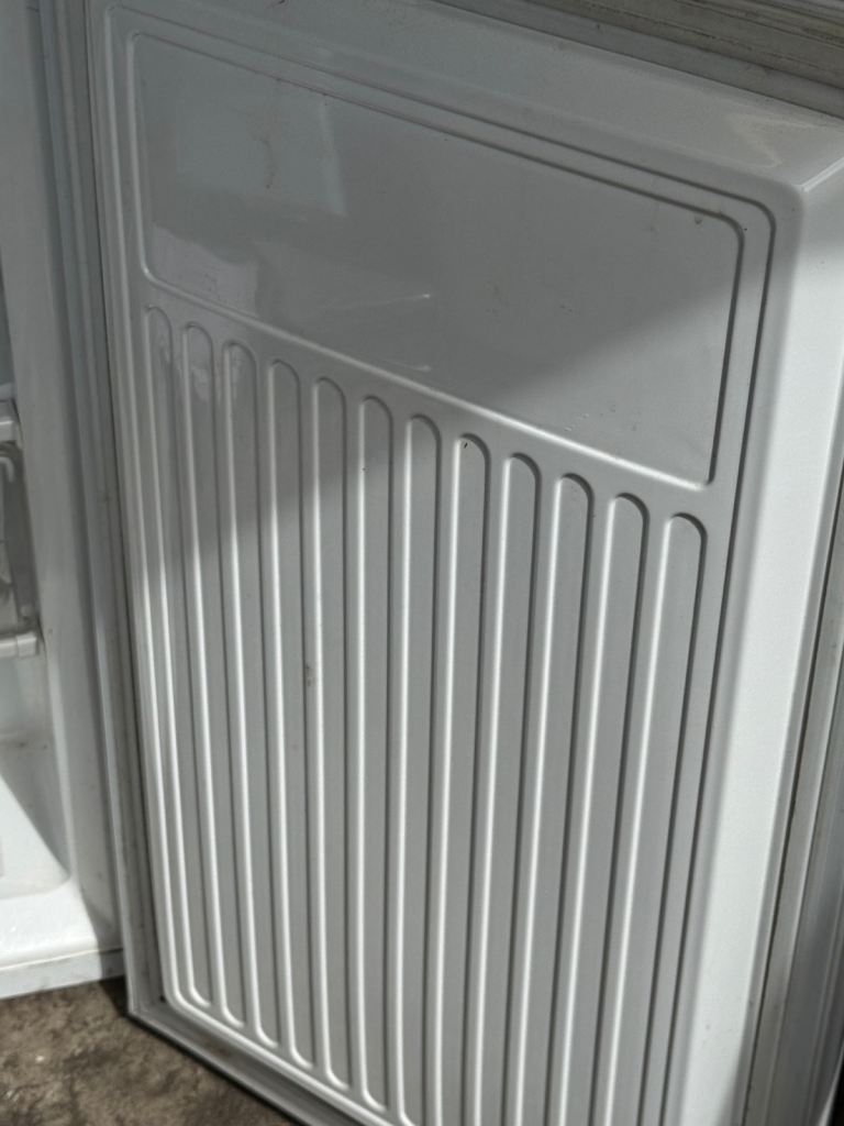 Under counter freezer