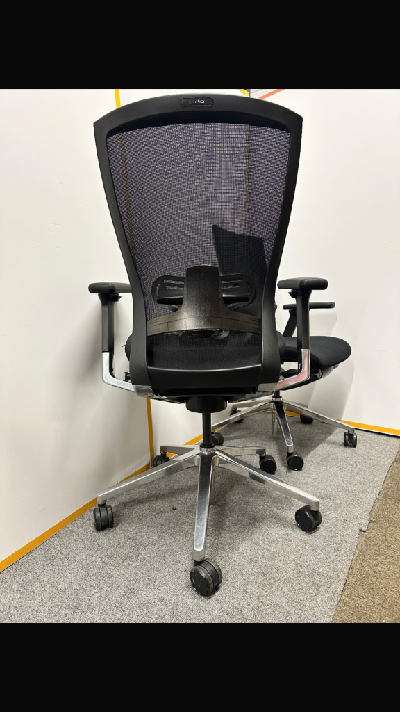 £199 each - Techo sidiz t50 ergonomic gaming chair with lumbar support (12 available)